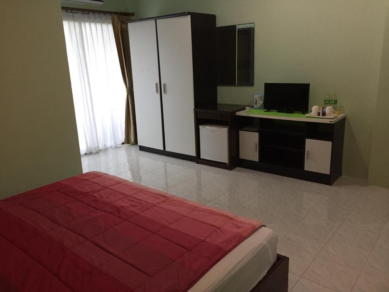 Am House Apartment Klong Muang Beach Exterior photo